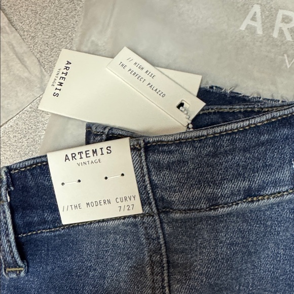 Artemis Vintage Tummy Control Palazzo Jeans Center Seam Wide Leg Dark Wash NWT - Picture 9 of 10